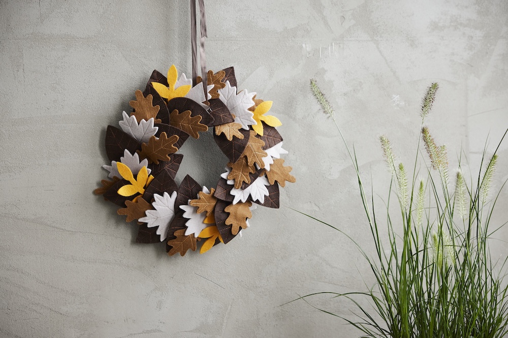 DIY Felt Leaf Wreath: Easy Fall Craft with Machine-Cut Leaves | mySewnet